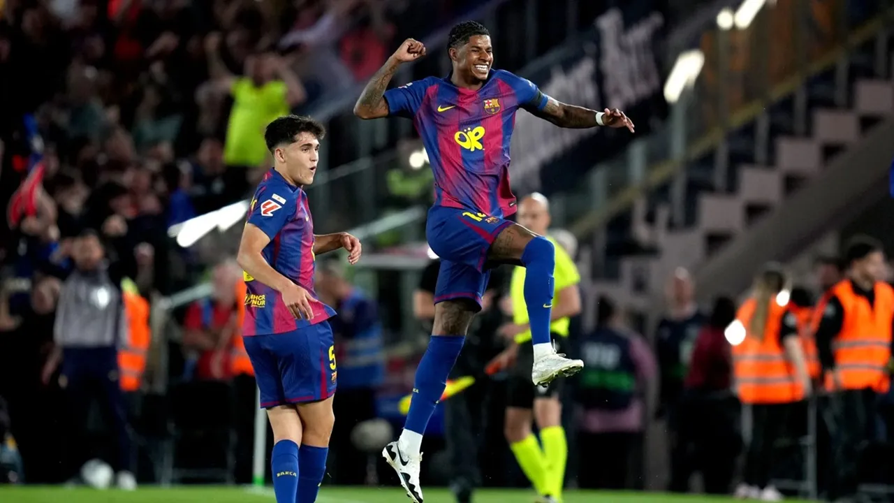 Barcelona Akan Permanenkan Status Rashford dan Cancelo