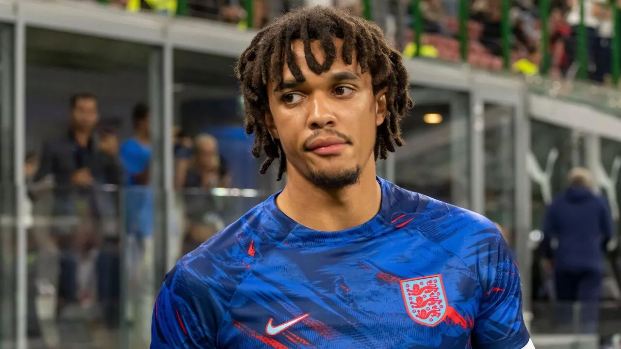 Tuchel Pastikan Tak Bawa Trent Alexander-Arnold ke Piala Dunia 2026