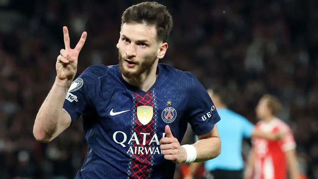 MVP Liga Champions Kvaratskhelia BERPELUANG memenangkan Ballon d'Or