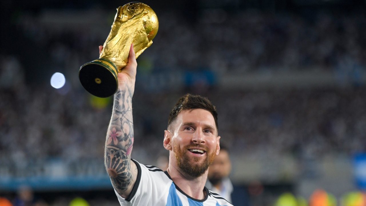 Lionel Messi Masih Sangat Berbahaya, Vinicius Junior Jadikan Argentina Favorit Juara di Piala Dunia 2026