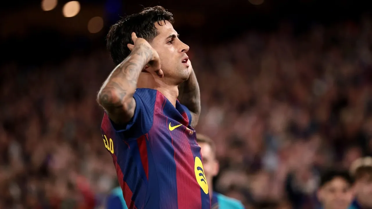 Barcelona Miliki Kesempatan Permanenkan Joao Cancelo