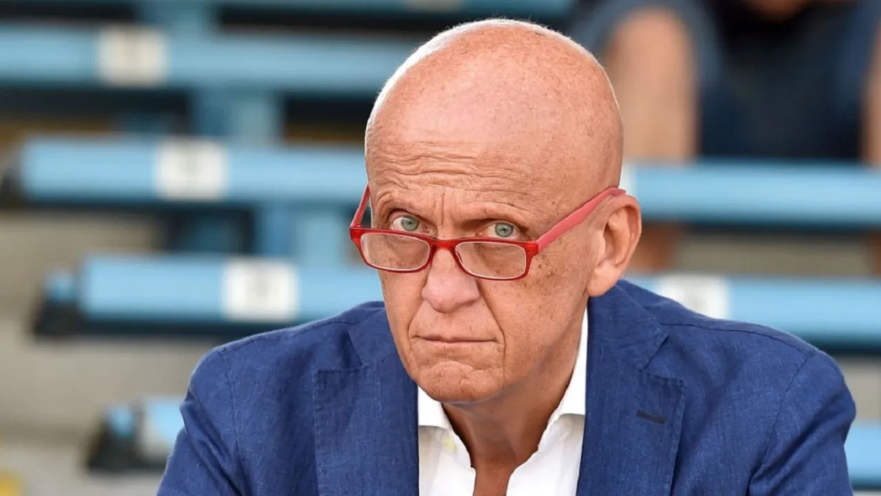 Pierluigi Collina Jelaskan Aturan di Piala Dunia Tentang Waktu dan Blok
