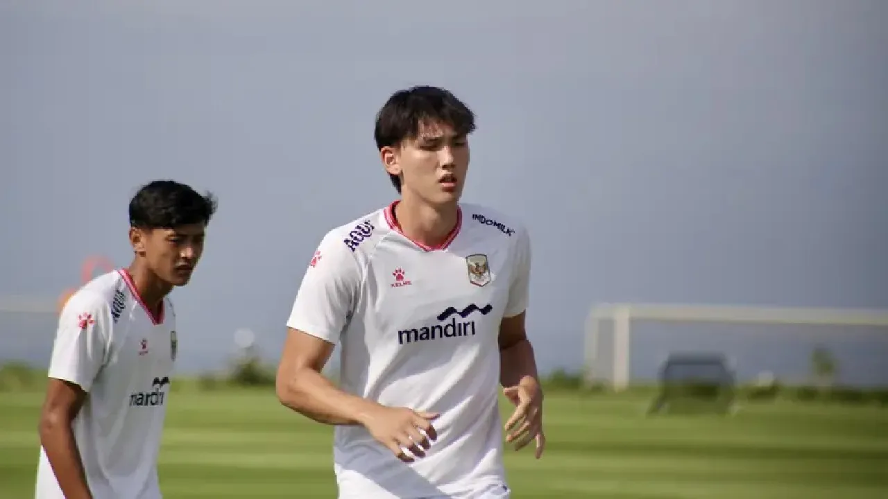 Mitchell Baker Debut Langsung Cetak Gol di Laga Uji Coba Lawan Bali United
