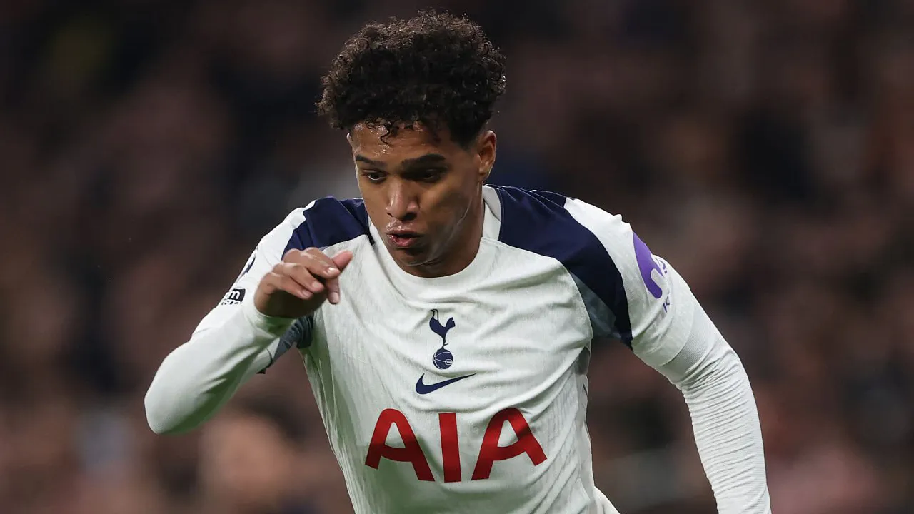 FC Porto Incar Bek Muda Tottenham, Joao Victor de Souza