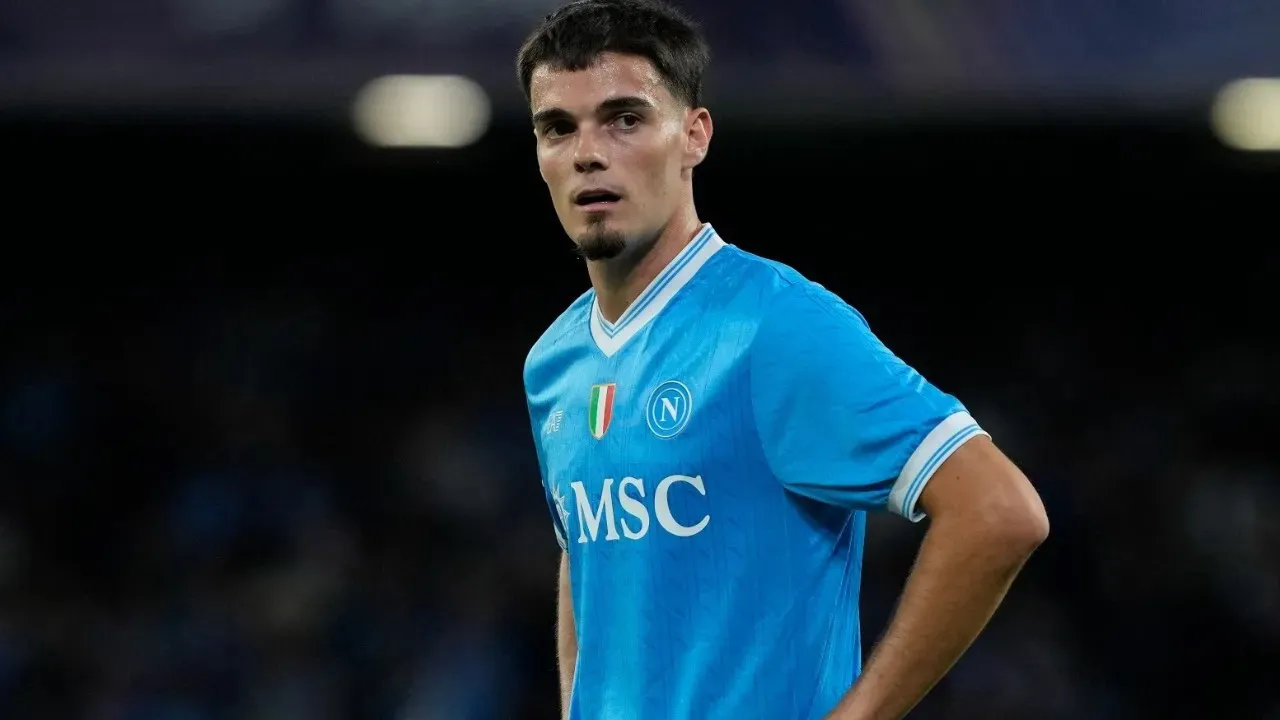 Napoli Lepas Miguel Gutierrez ke Bayer Leverkusen Senilai 30 Juta Euro