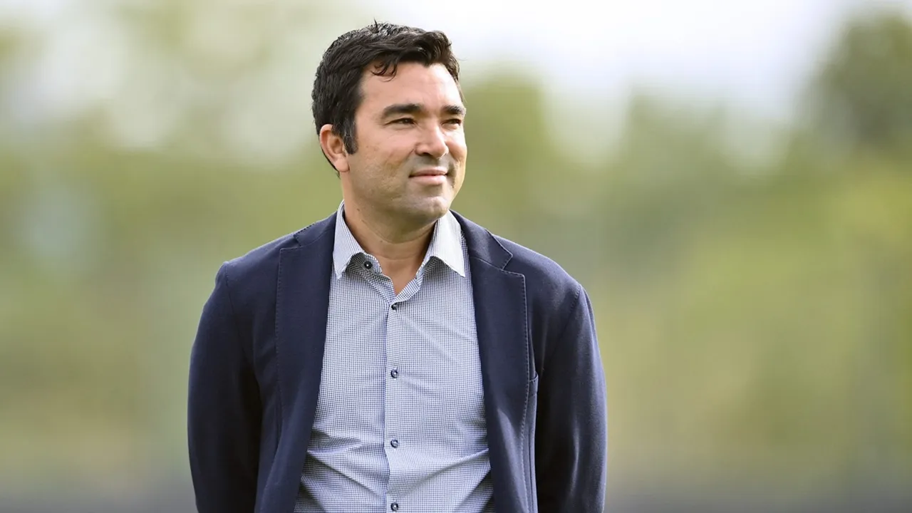 Deco Bicara Mengenai Masa Depan Alejandro Balde